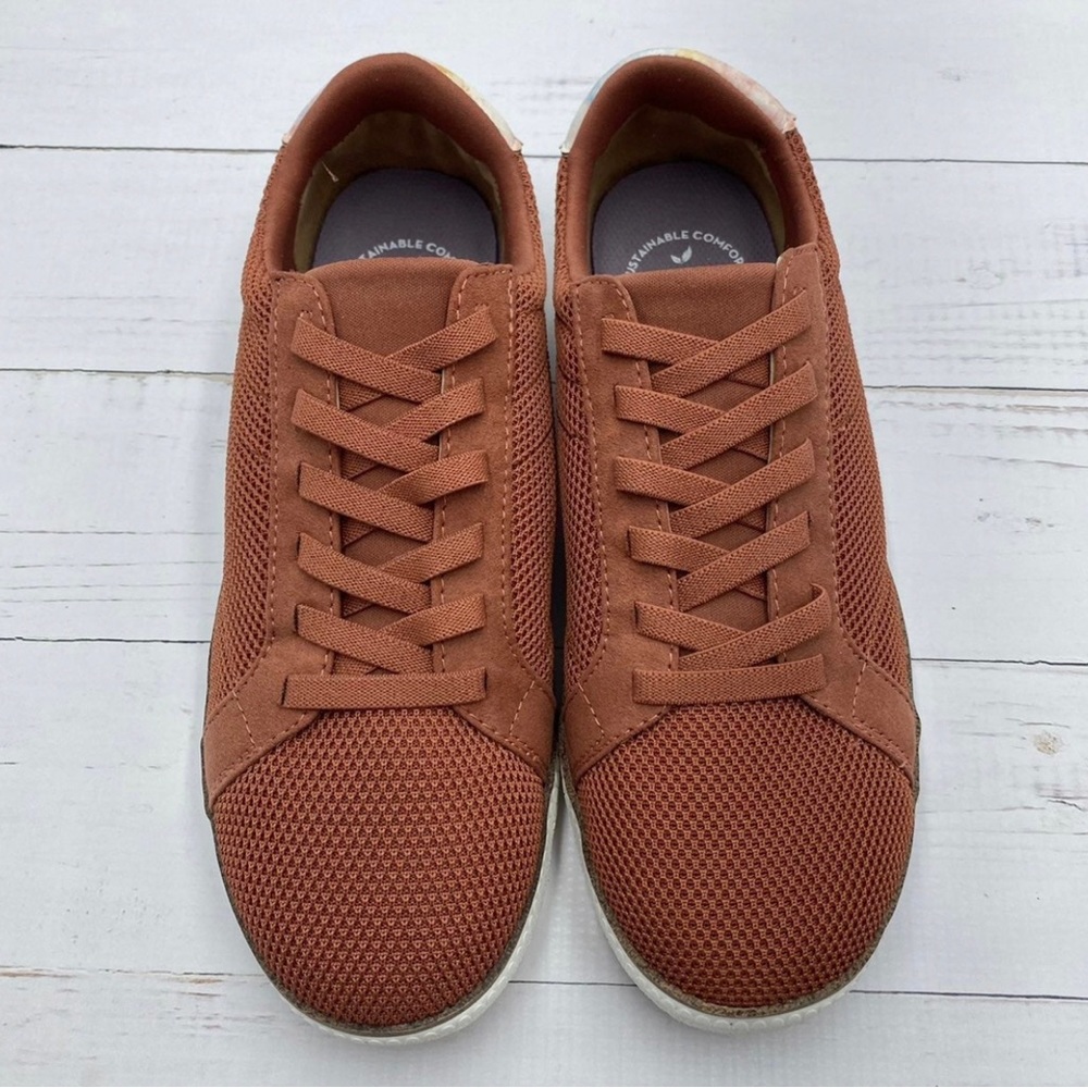 Dr Scholls Seaside Coral Sneakers 9.5 WIDE